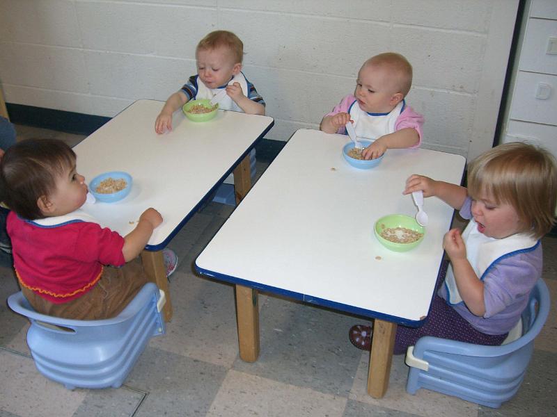 CIMG2588.jpg - Snack at the mini-table at daycare